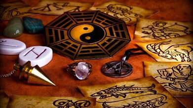 Wéi een Talisman fir Gléck mat Ären eegenen Hänn mécht